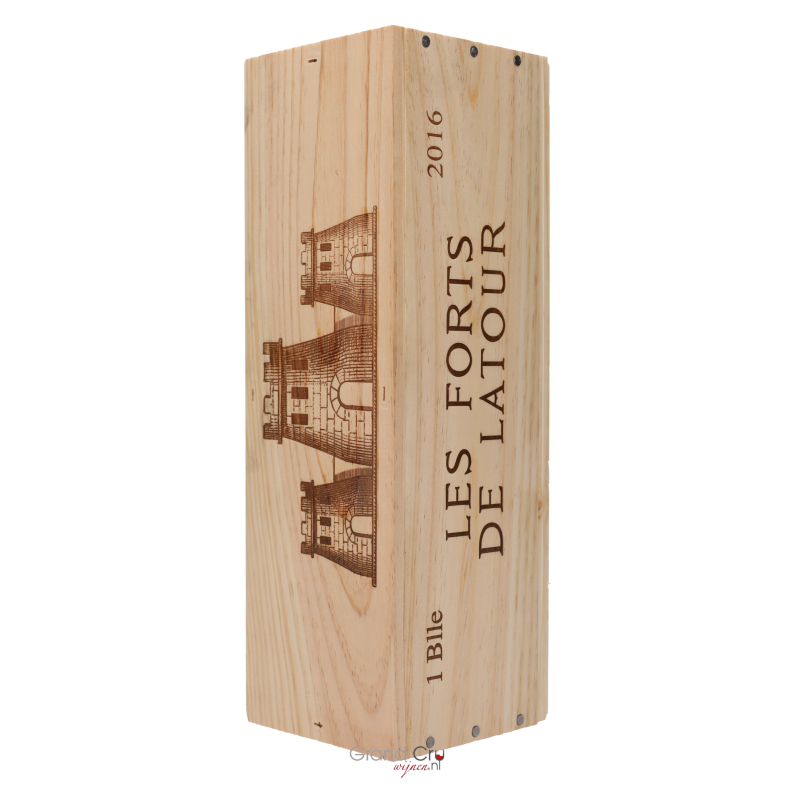 2016 Chateau Latour Les Forts de Latour 2016 Chateau Latour Les Forts de Latour